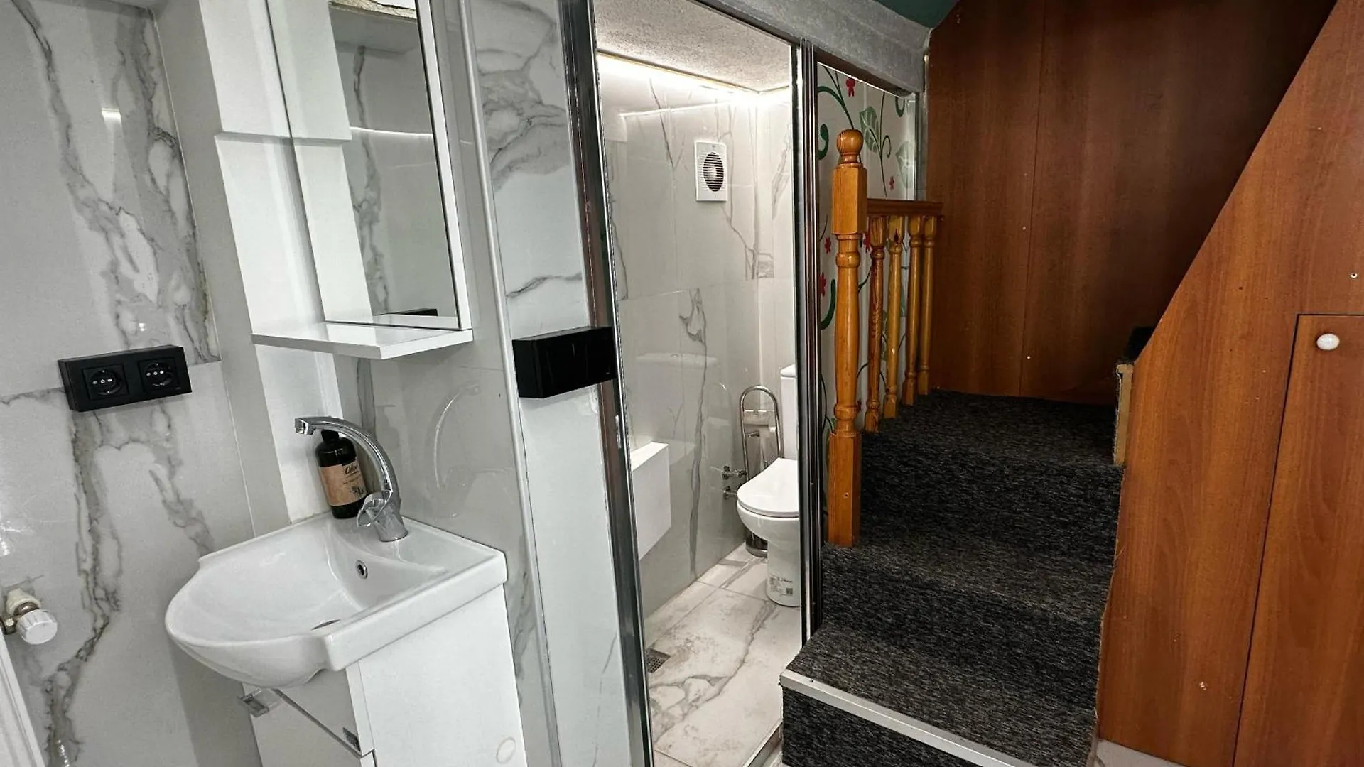 Seven Roses Apart Hotel Istanbul